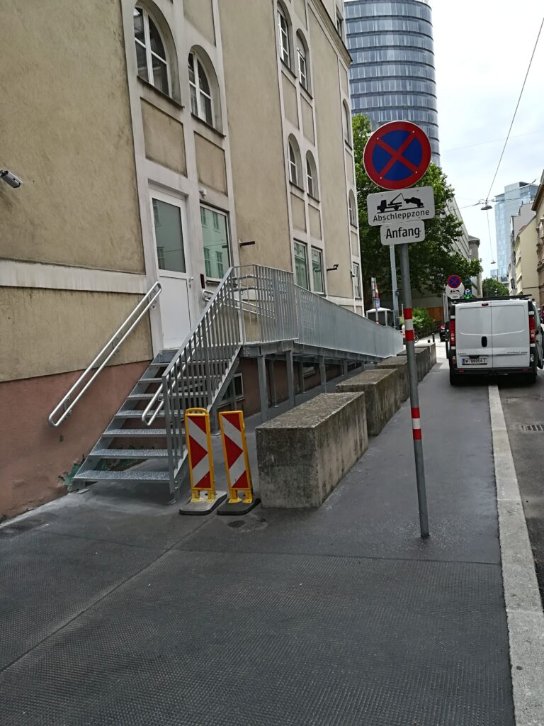 Rampy dla niepełnosprawnych 