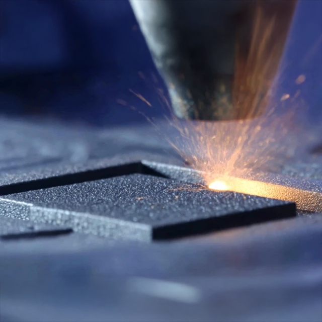 Czyszczenie laserowe metalu